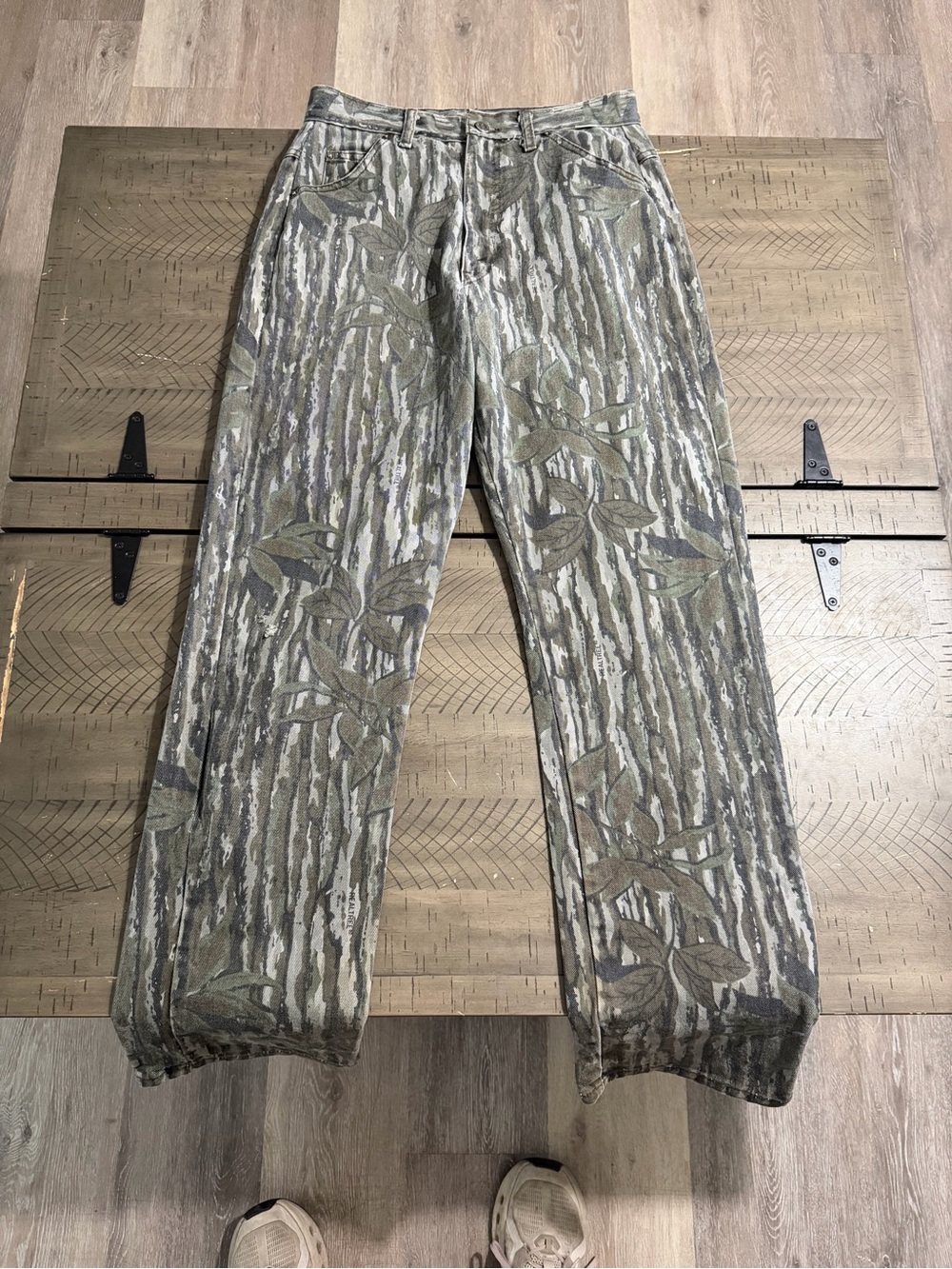Women's Straight Leg Camouflage-Print Pants in Olive Green